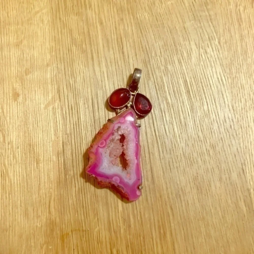 Cute rock‎ cherry crystal necklace